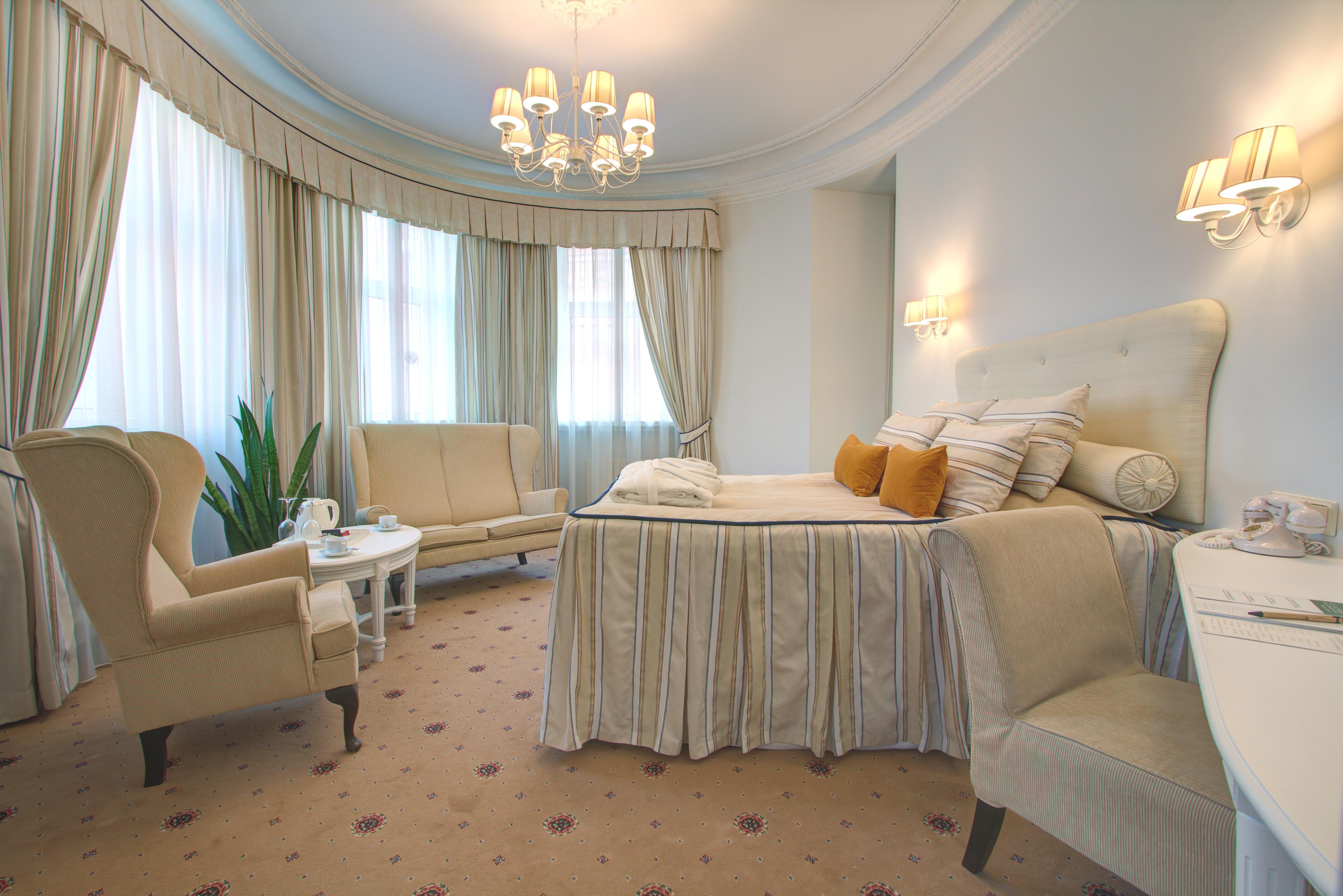 Hotelli Hestia Draugi 4*